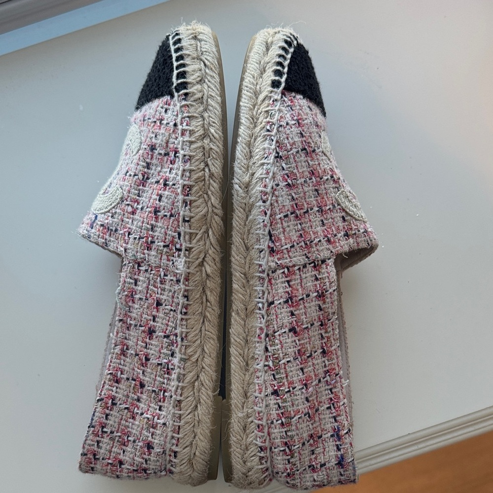 CHANEL Tweed Espadrilles - Cream, Pink and Black Size 40 (size 8.5 or 9) - Picture 7 of 11